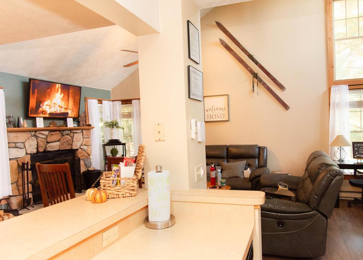 Camelback Cozy House 3 mins to ski lift Tannersville Zewnętrze zdjęcie
